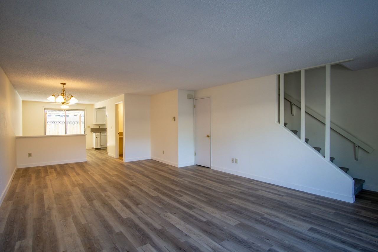9146 Sw Becker Dr - Photo 2 of 24