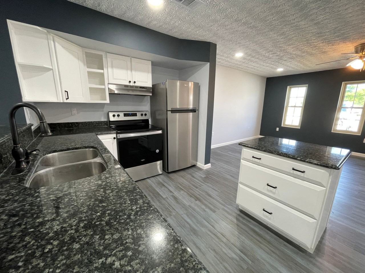 112 Parker Village Cir - Photo 4 of 24