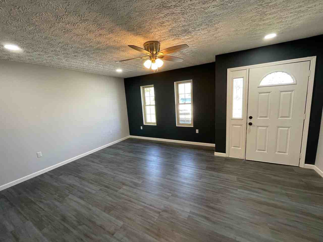 112 Parker Village Cir - Photo 5 of 24