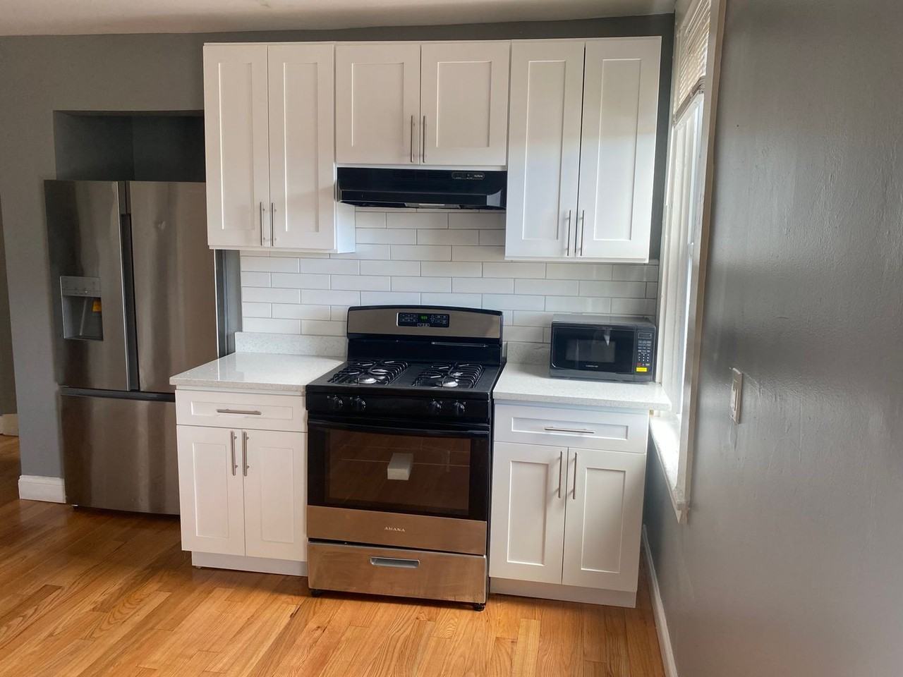 300 Bowdoin St - Photo 2 of 8