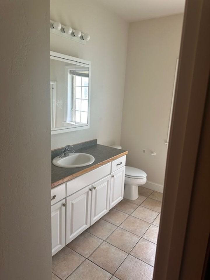 1050 Boylan Rd - Photo 6 of 10