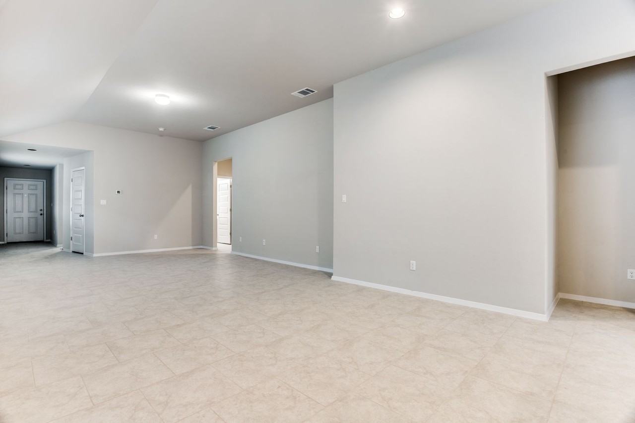 178 Living Reef Dr - Photo 3 of 17