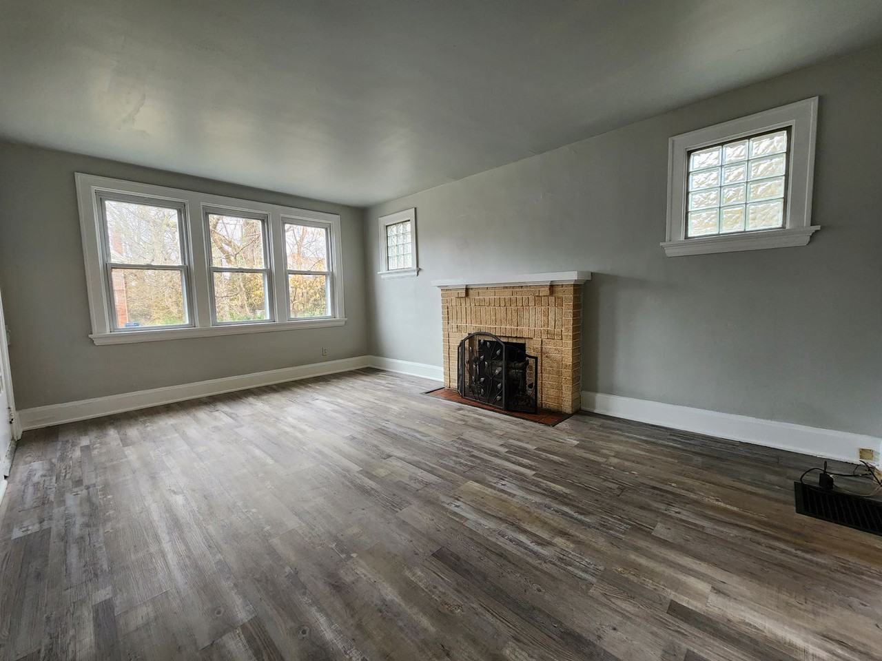 3525 Mary Ann Ln - Photo 4 of 15