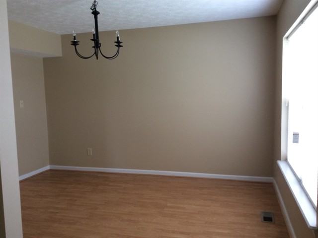 8301 Crystal Pointe Ln - Photo 2 of 13