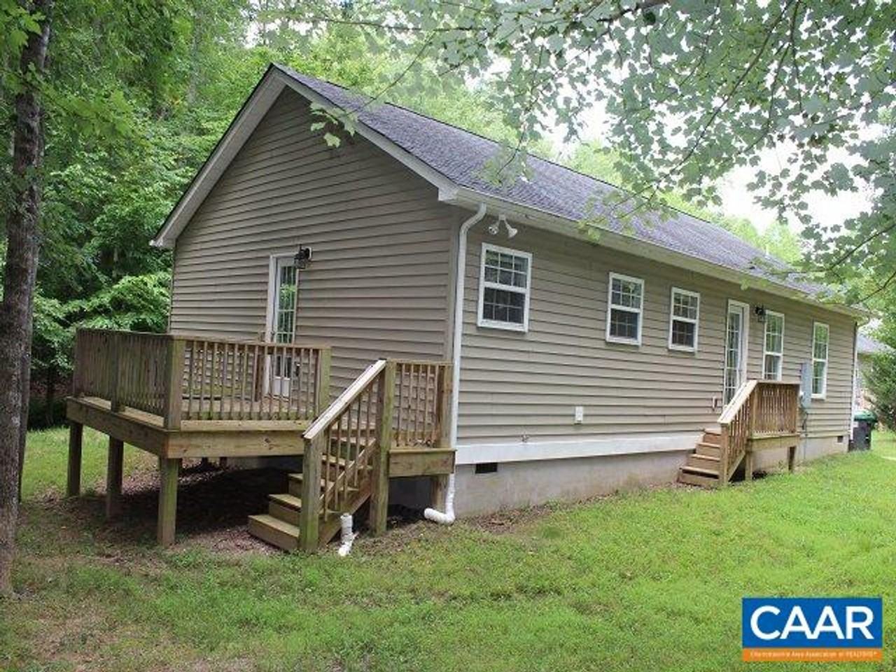 3 Windy Way - Photo 2 of 18