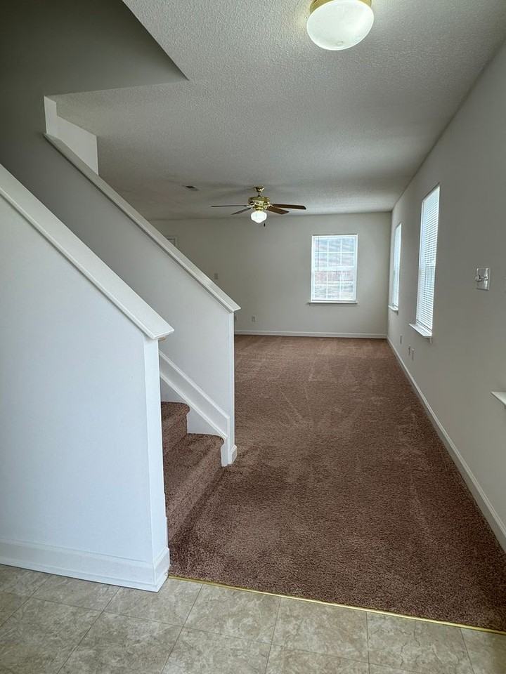 115 Clusters Cir - Photo 3 of 27