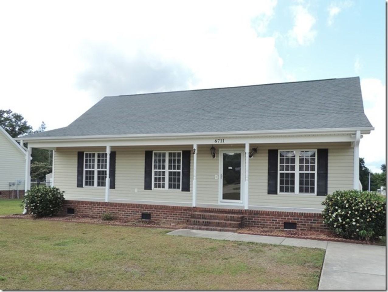 6711 Sassafras Ct - Photo 2 of 22