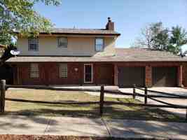 featured image of 2212 Glenwood Cir