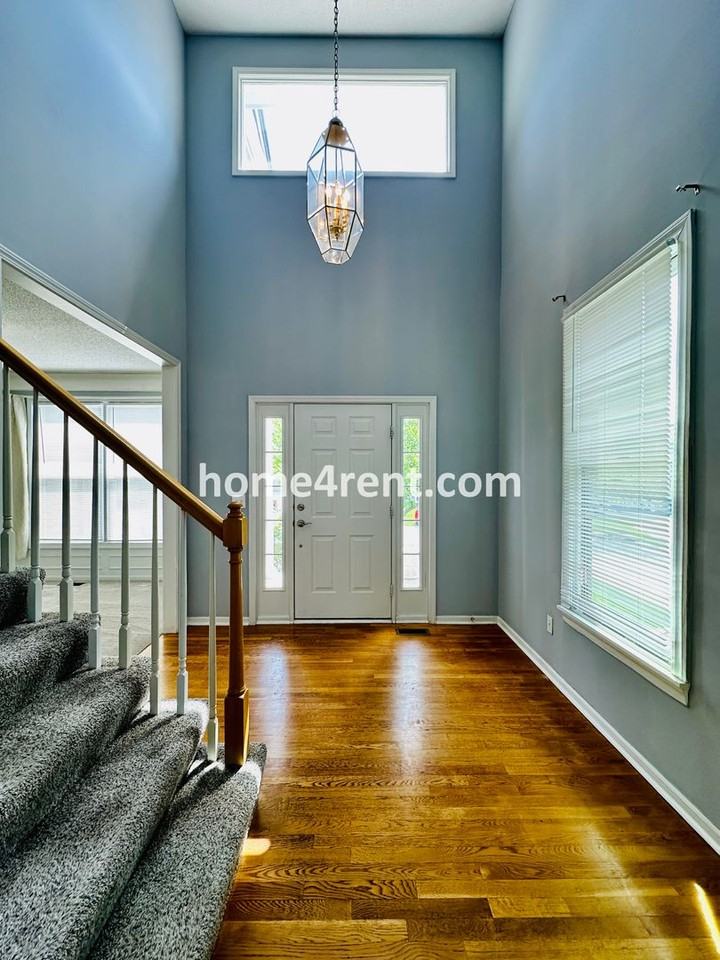 8102 W 144th Pl - Photo 2 of 40