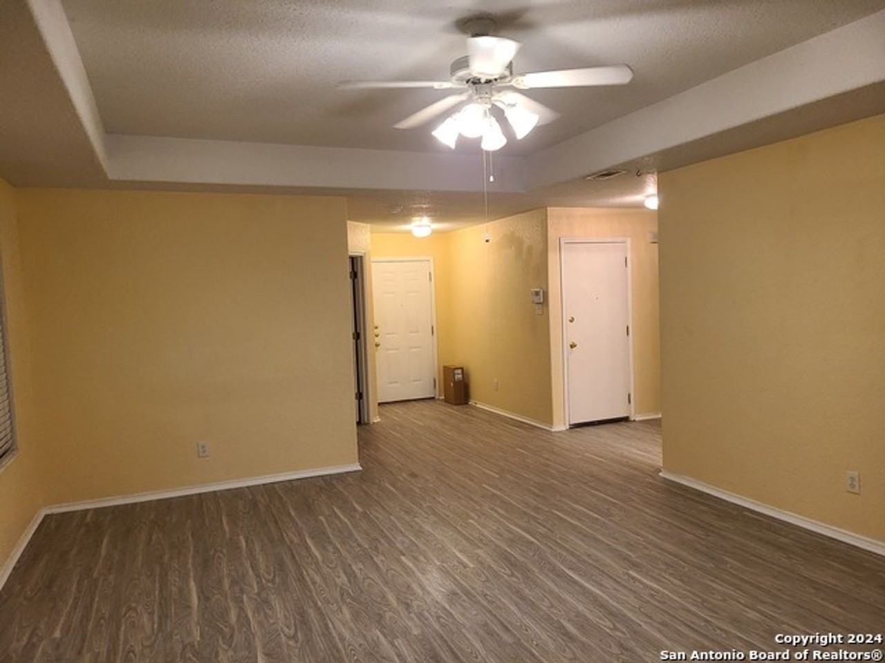 8911 Laguna Rio - Photo 3 of 12