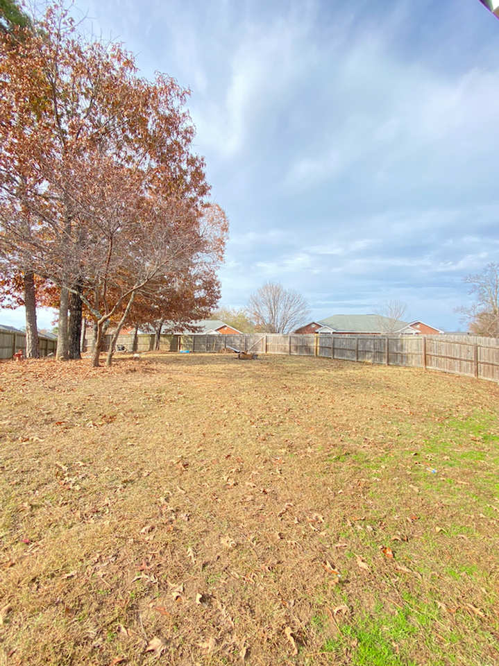 741 Meagan Ln - Photo 5 of 9