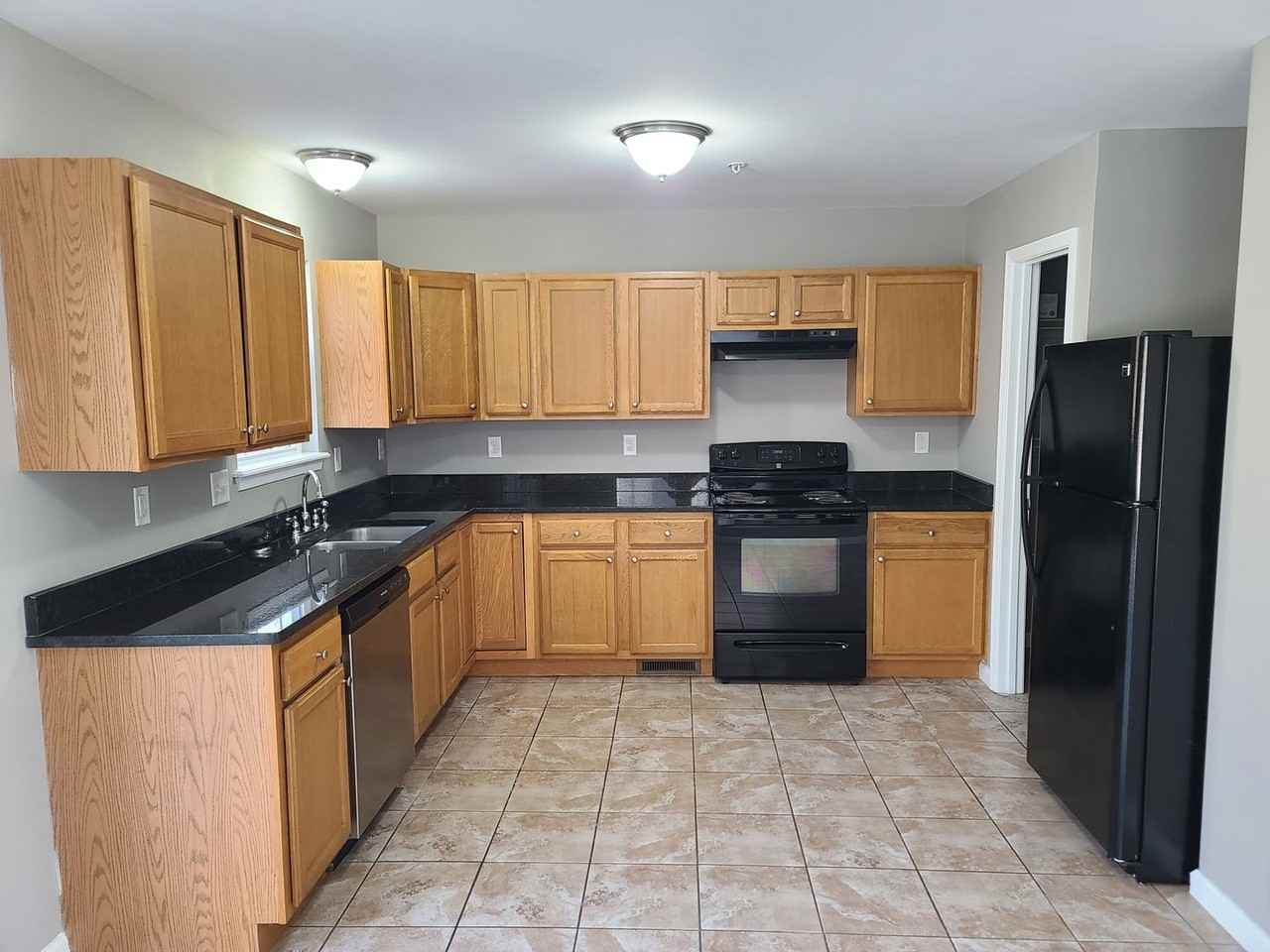 432 Viewpoint Way - Photo 2 of 47