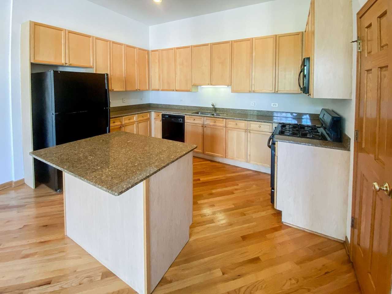 2535-39 N. Southport - Photo 5 of 9