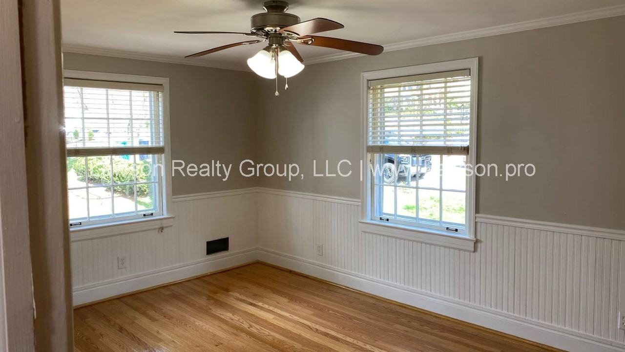 3125 Stoneridge Rd Sw - Photo 4 of 33