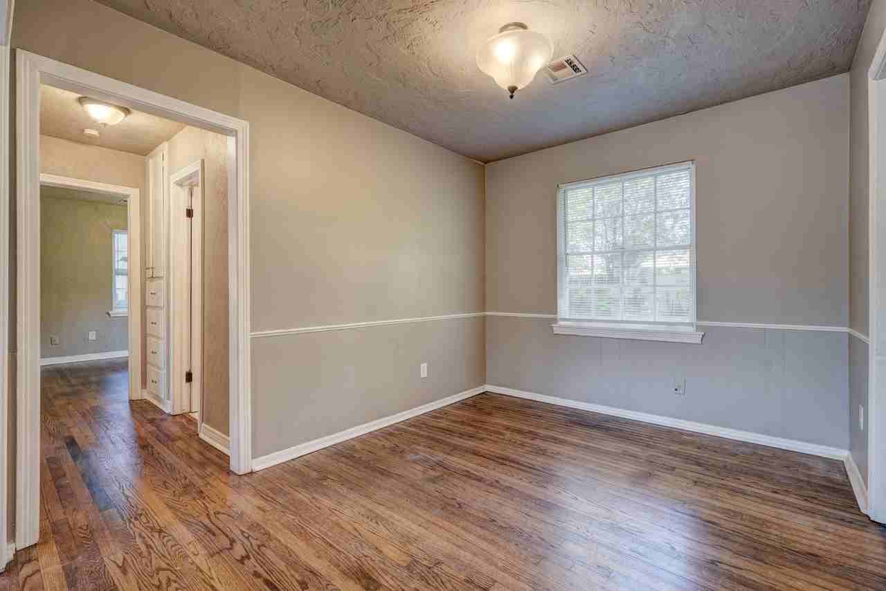 1824 Andover Ct - Photo 7 of 21
