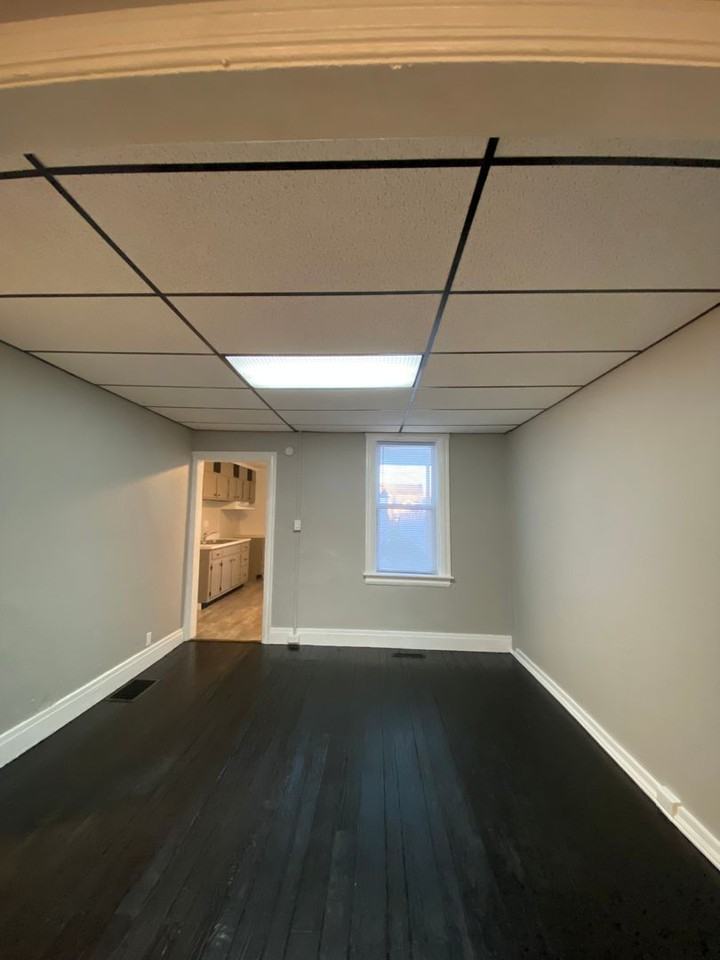 420 N 12th St - Photo 4 of 19