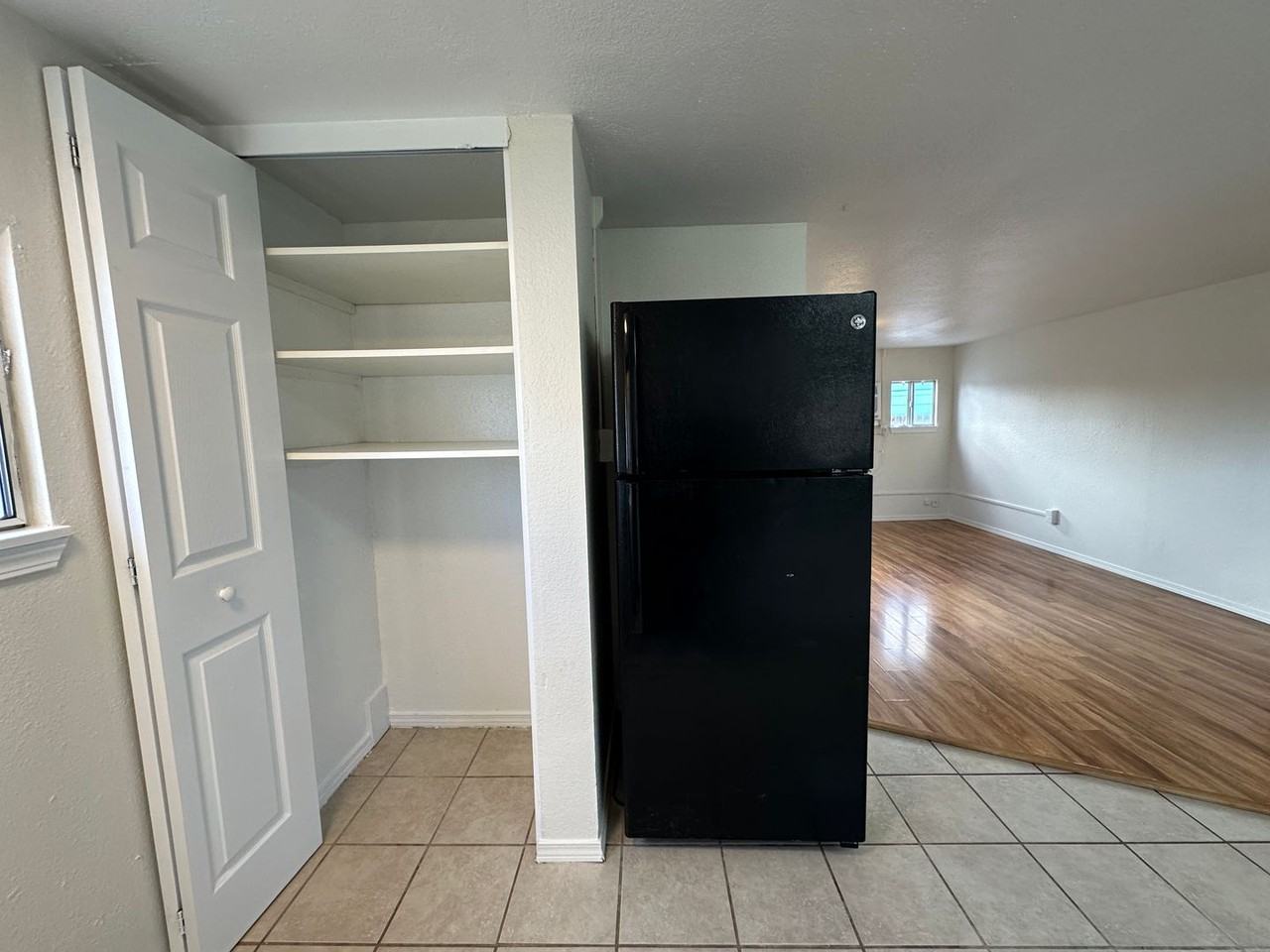 809 Willard Ave - Photo 5 of 14