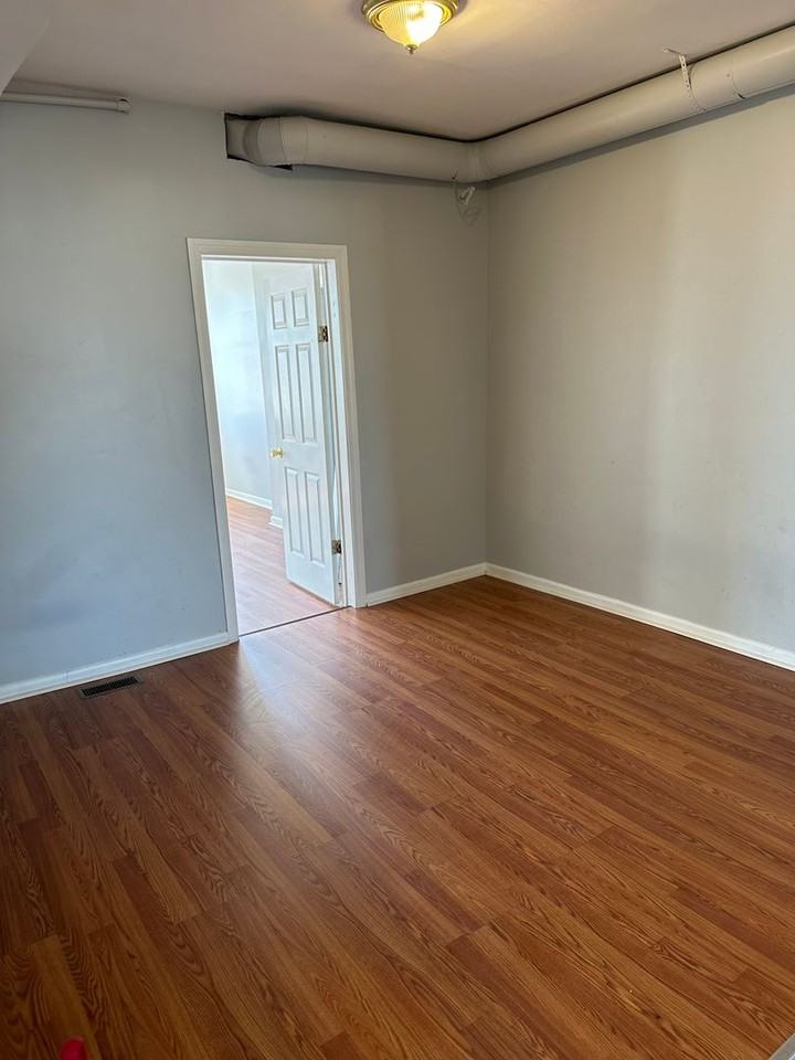 2404 N Charles Street - Photo 2 of 5