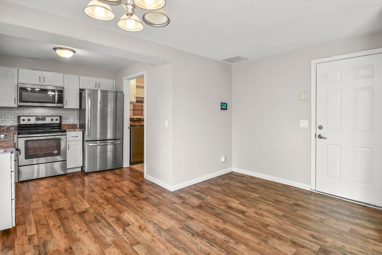 2626 W Hanover Dr - Photo 6 of 34