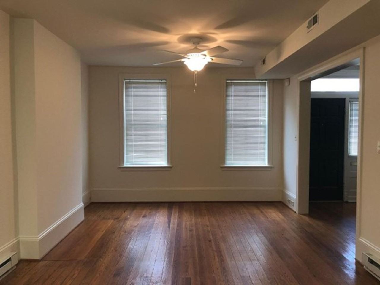 1624 W Cary St - Photo 2 of 13