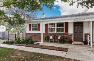 featured image of 427 W Marion St