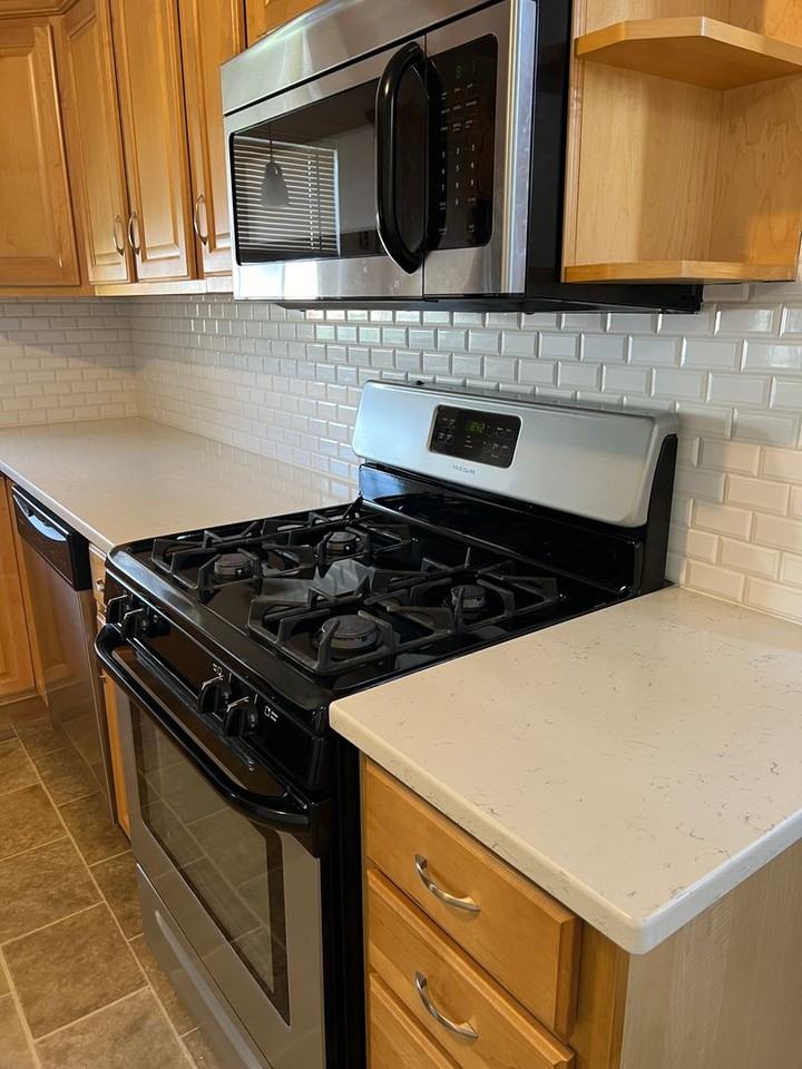 427 W Marion St - Photo 7 of 30