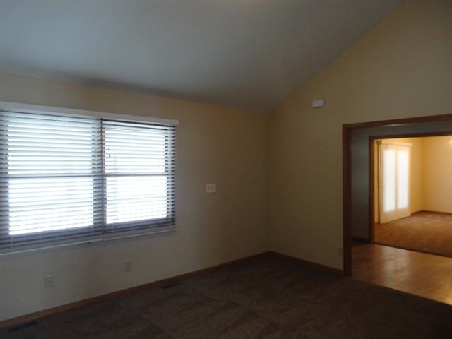 34130 Evergreen St - Photo 2 of 15