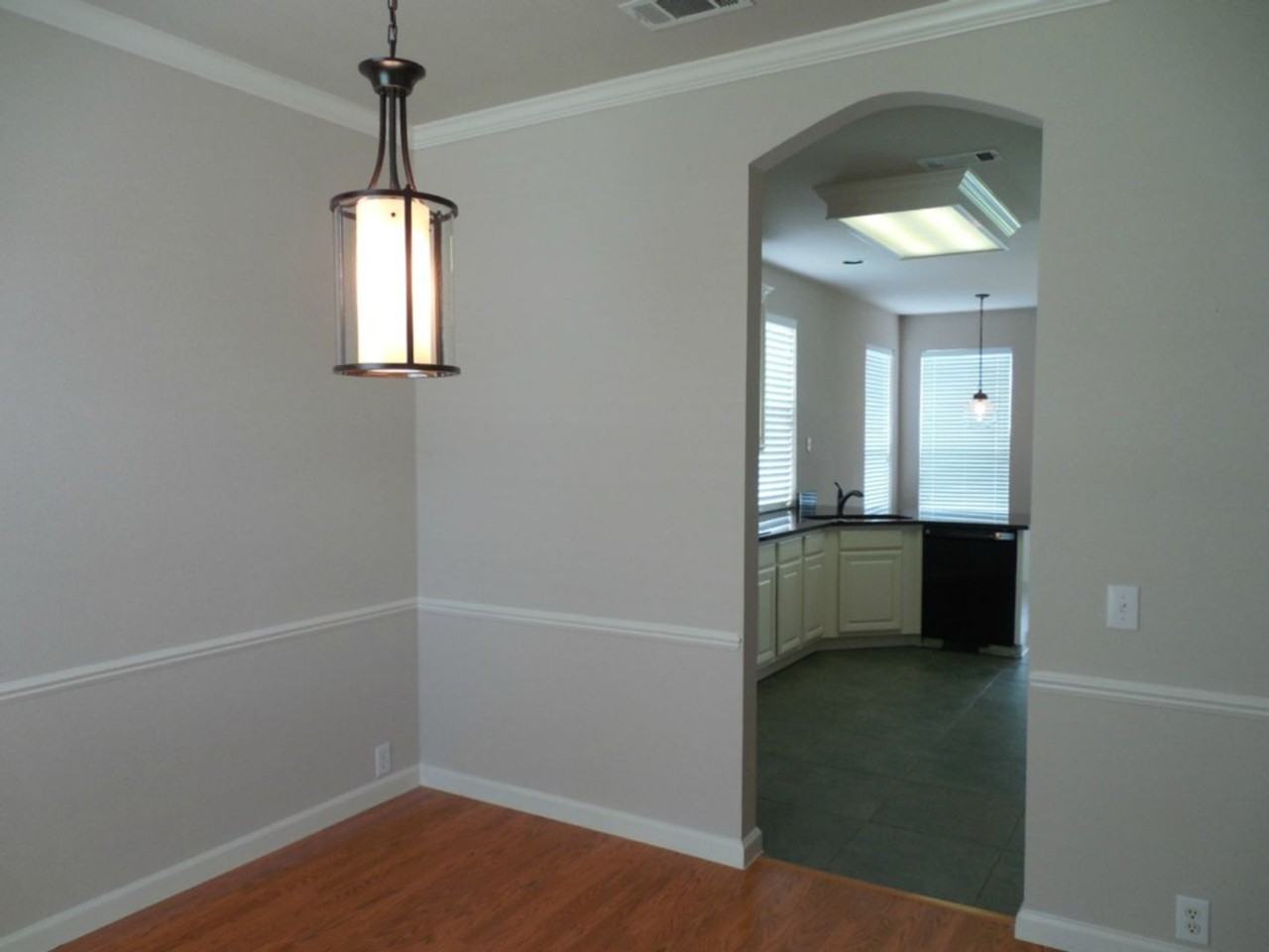 2709 Dunbar Dr - Photo 6 of 15