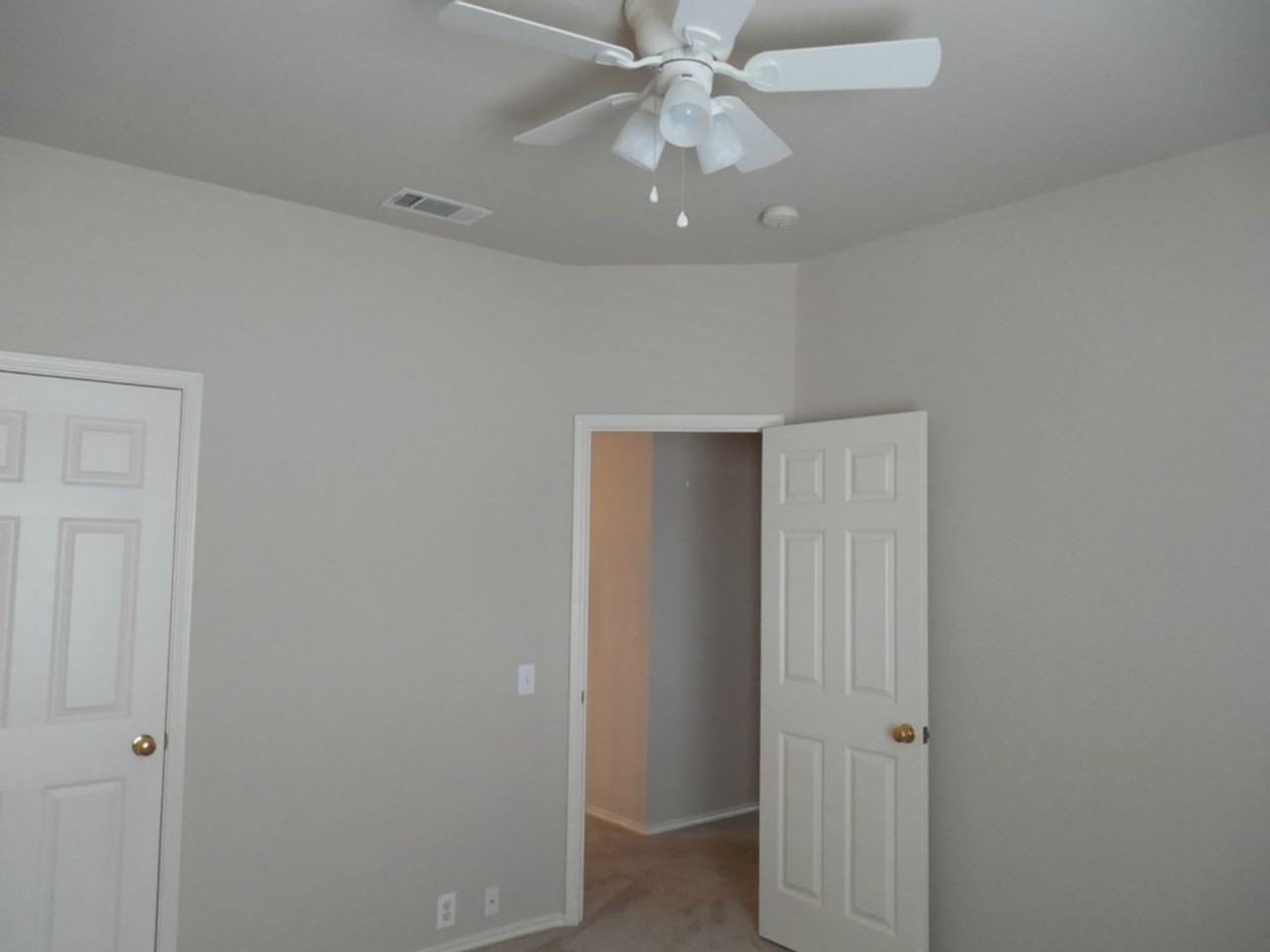 2709 Dunbar Dr - Photo 7 of 15