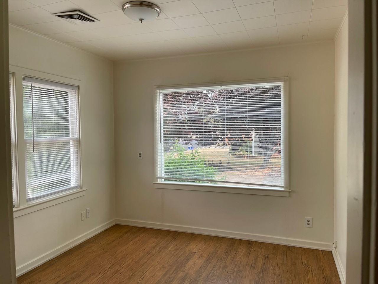 655 W Fairhaven St - Photo 4 of 15