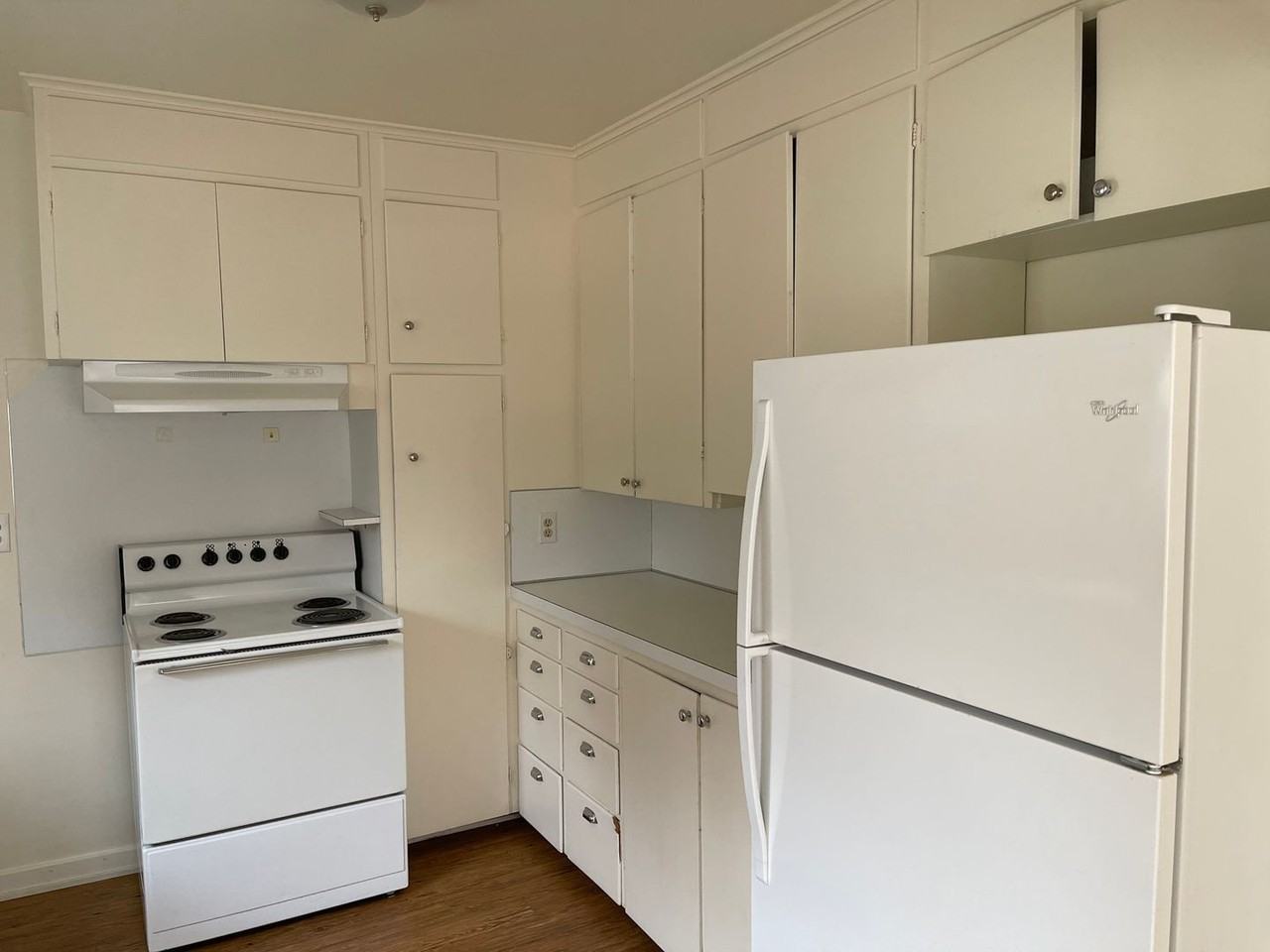 655 W Fairhaven St - Photo 6 of 15