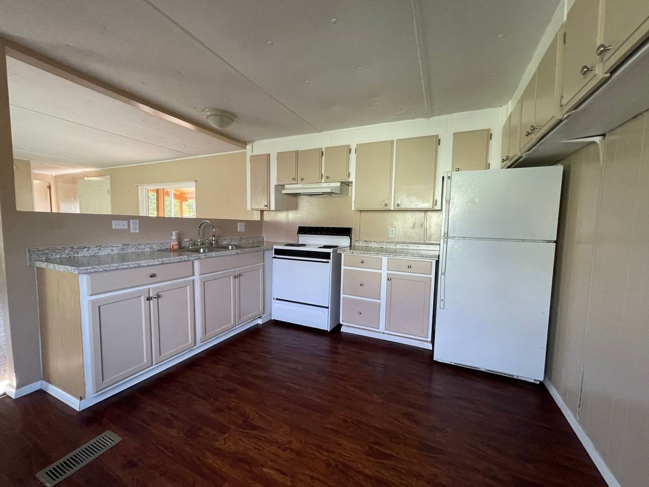 565 Nw Plateau Dr - Photo 6 of 11