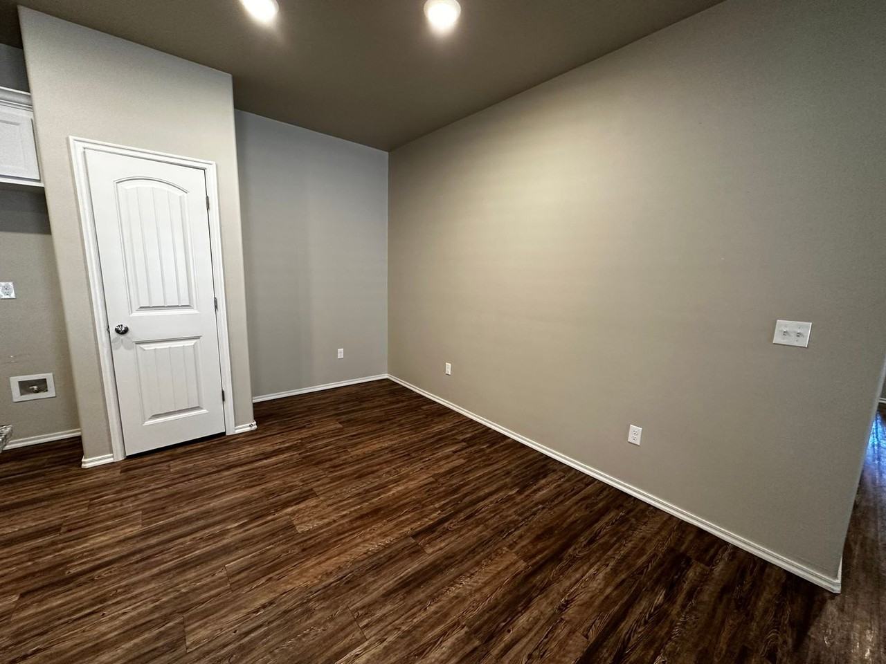 10918 Nw 119th St - Photo 6 of 28