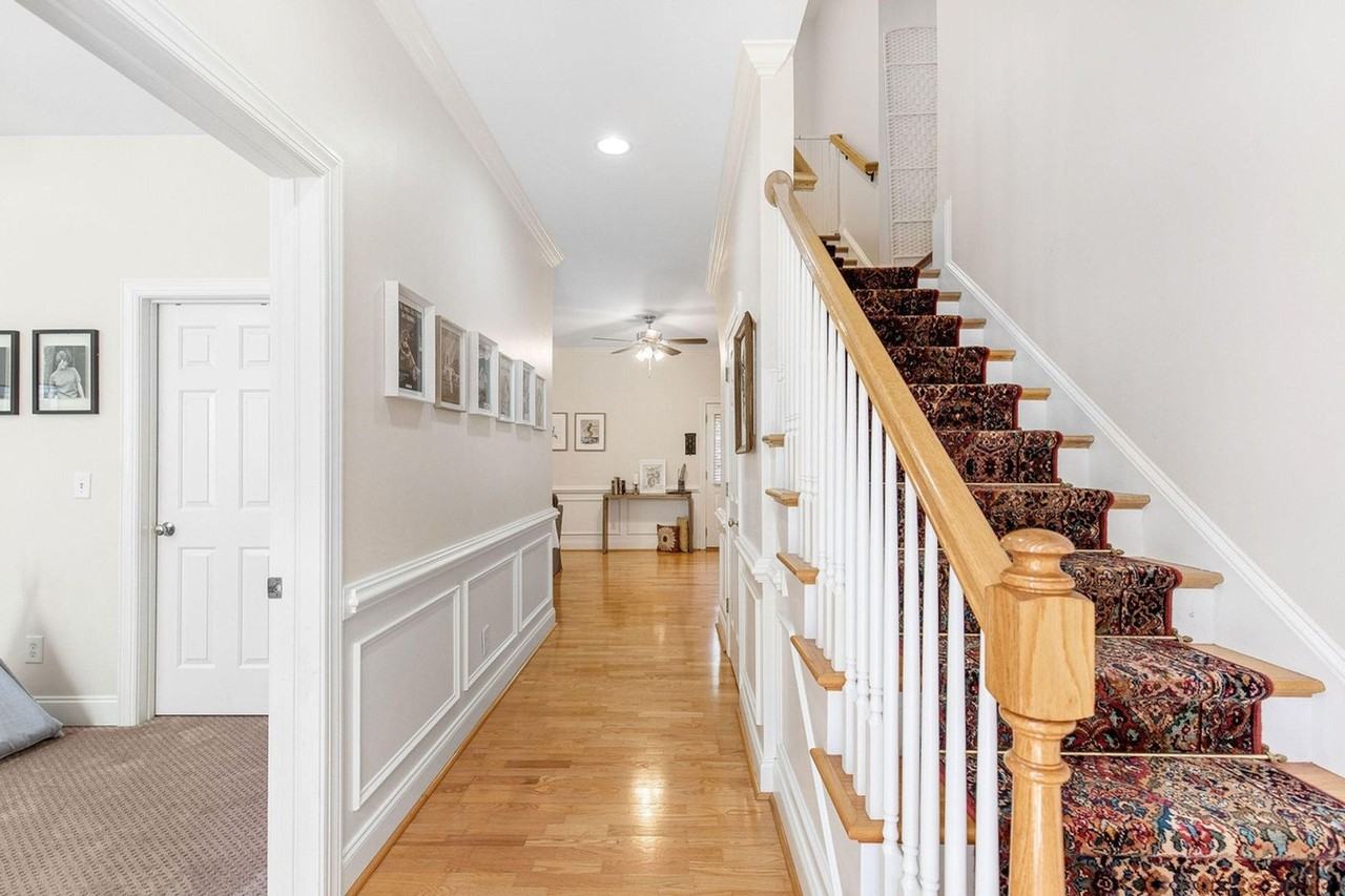 741 Natchez Cir - Photo 2 of 10