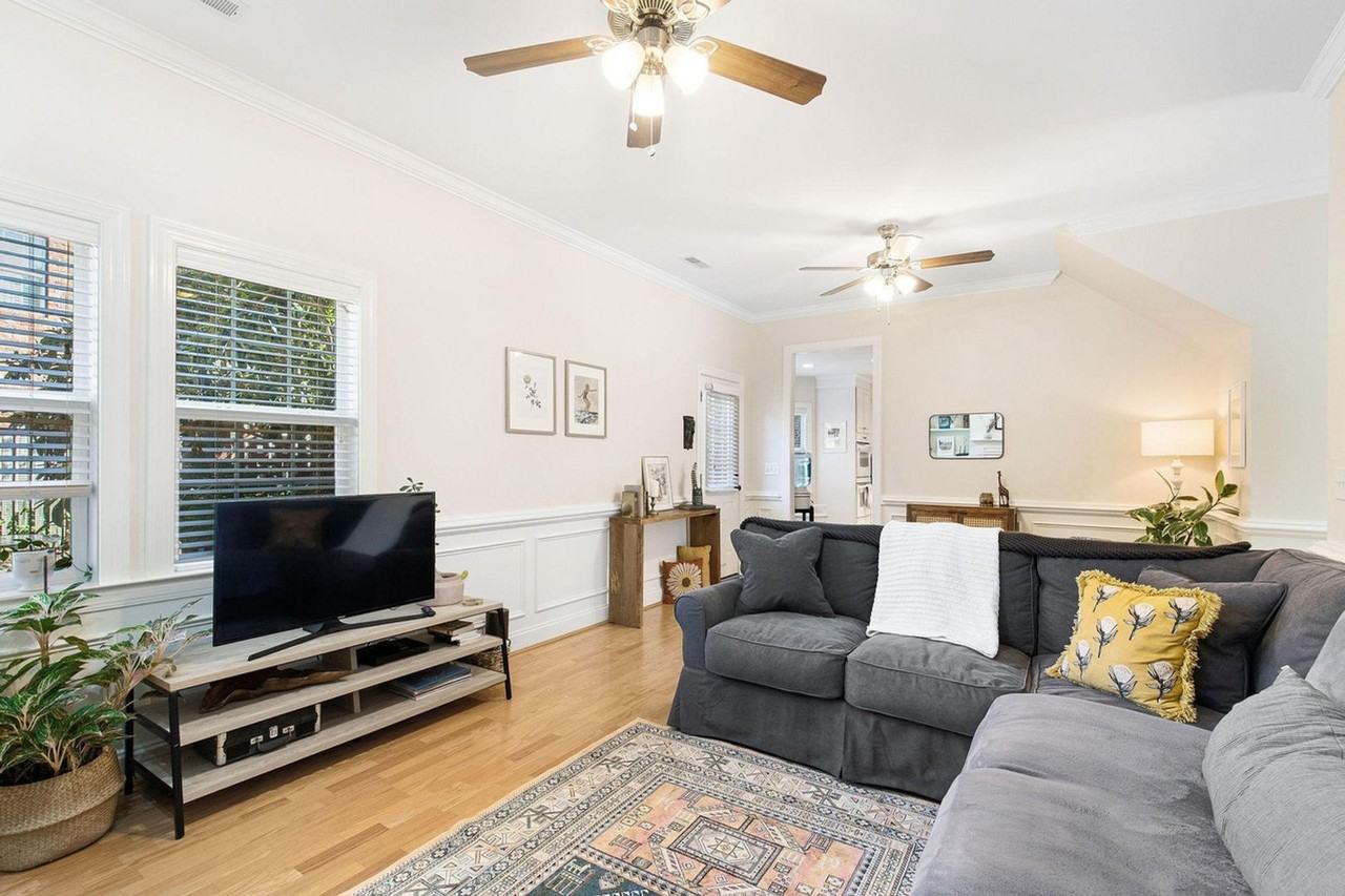 741 Natchez Cir - Photo 3 of 10