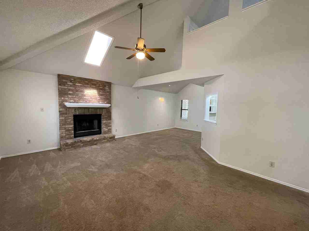 3624 Elm Ct - Photo 5 of 36