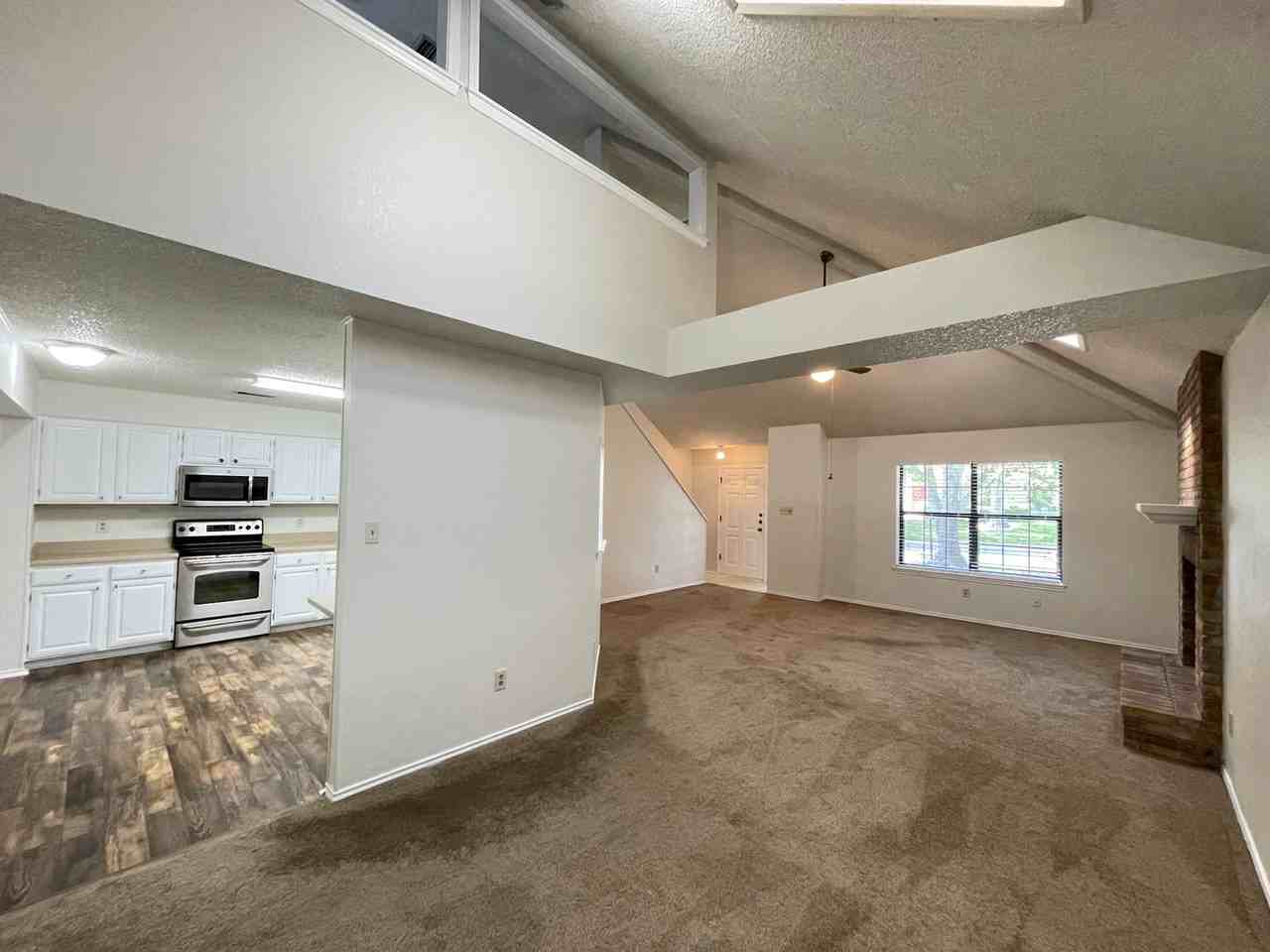 3624 Elm Ct - Photo 7 of 36