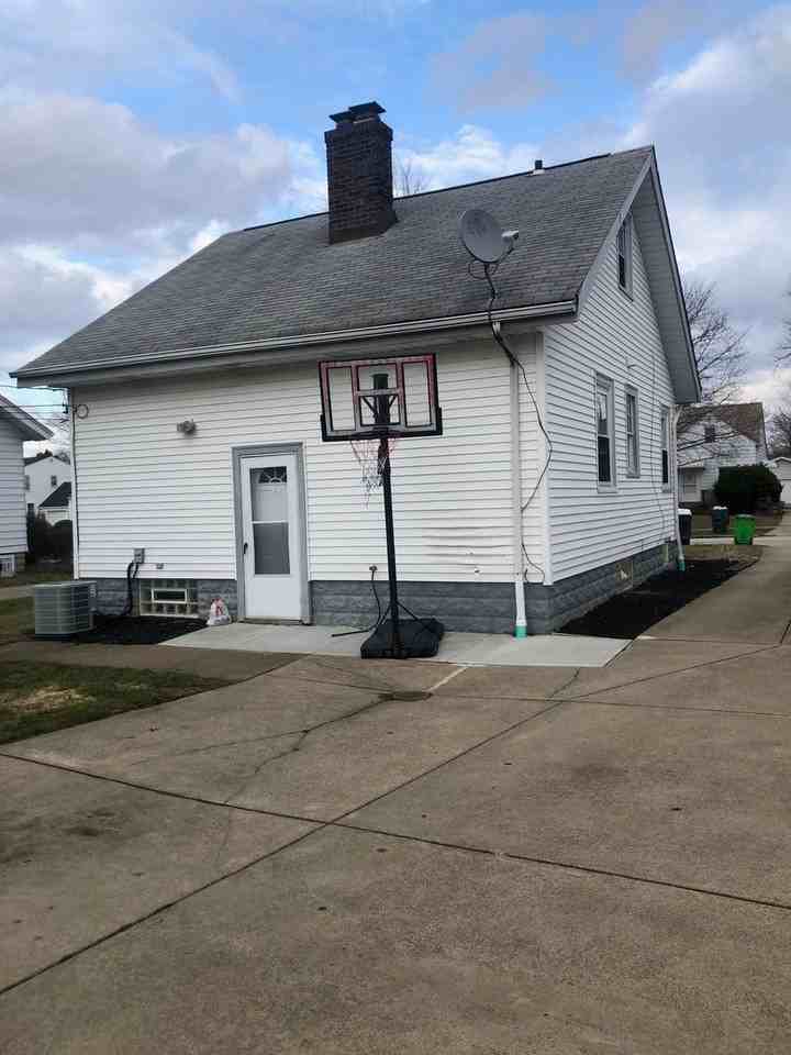 1404 Washington Blvd - Photo 5 of 50