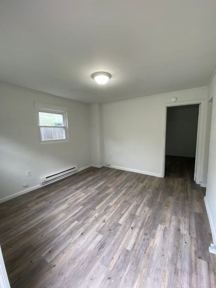 923 North 20th Street - Photo 2 of 26