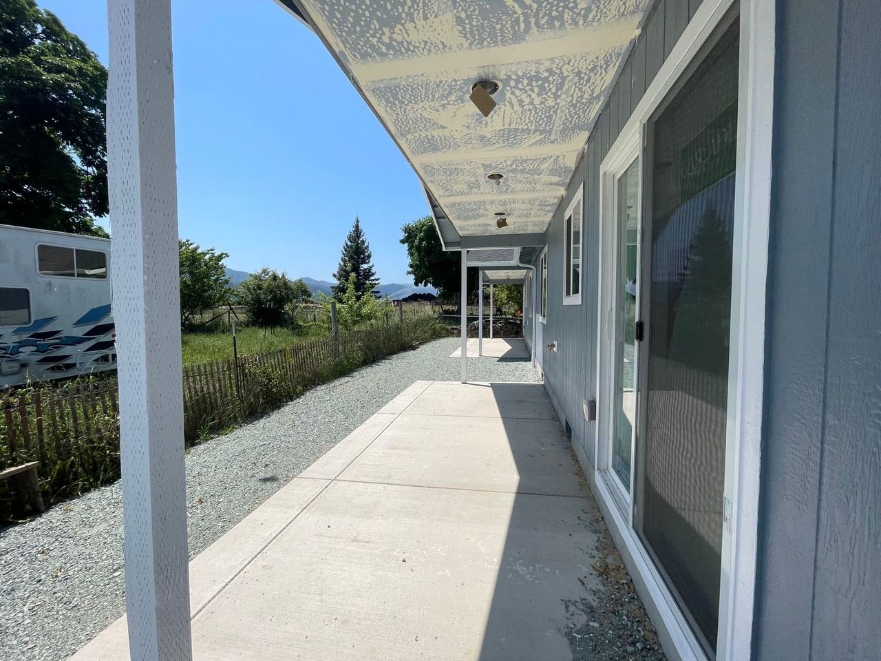 Brand new Apartment in Riddle - Photo 3 of 16