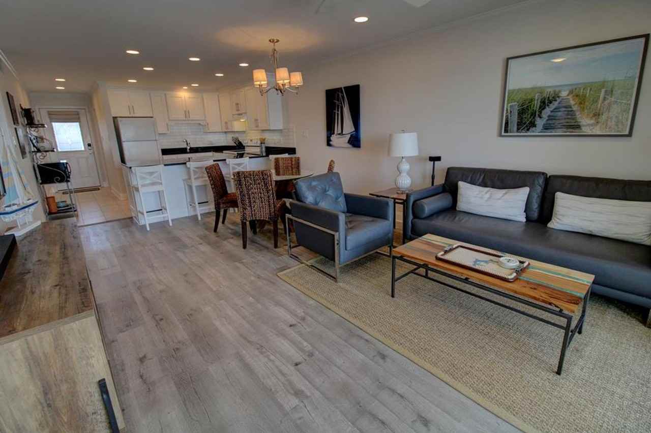 927 North Anderson Boulevard #302A - Photo 4 of 17