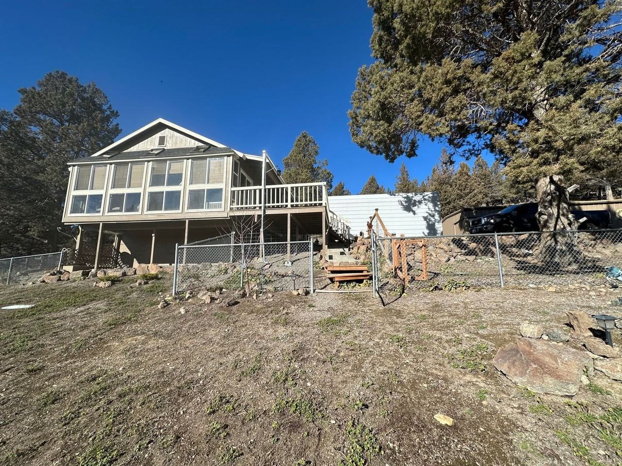 24713 Kootenai St - Photo 2 of 25