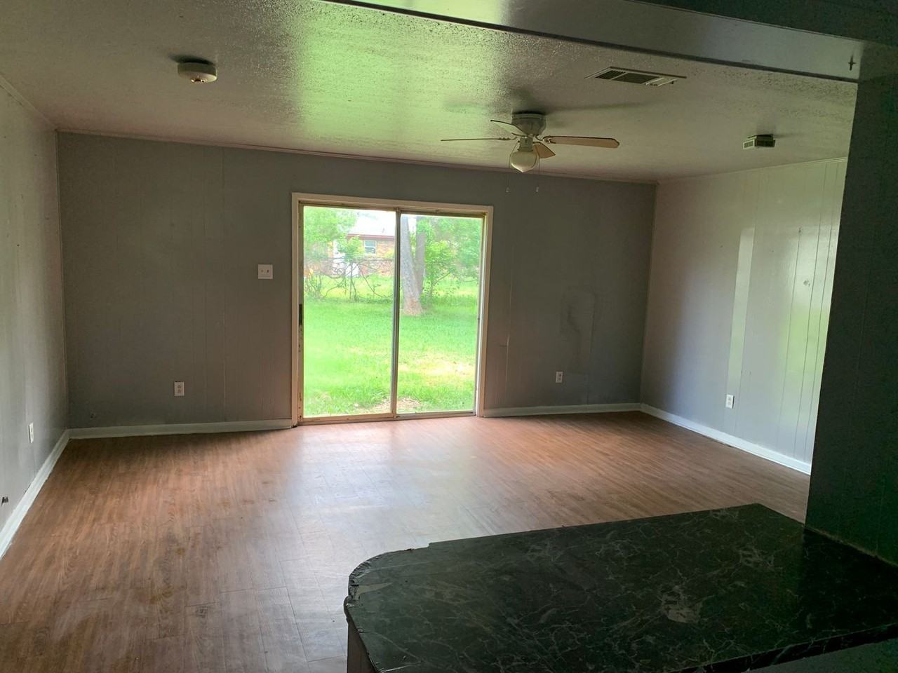 1408 Palmar St - Photo 7 of 15
