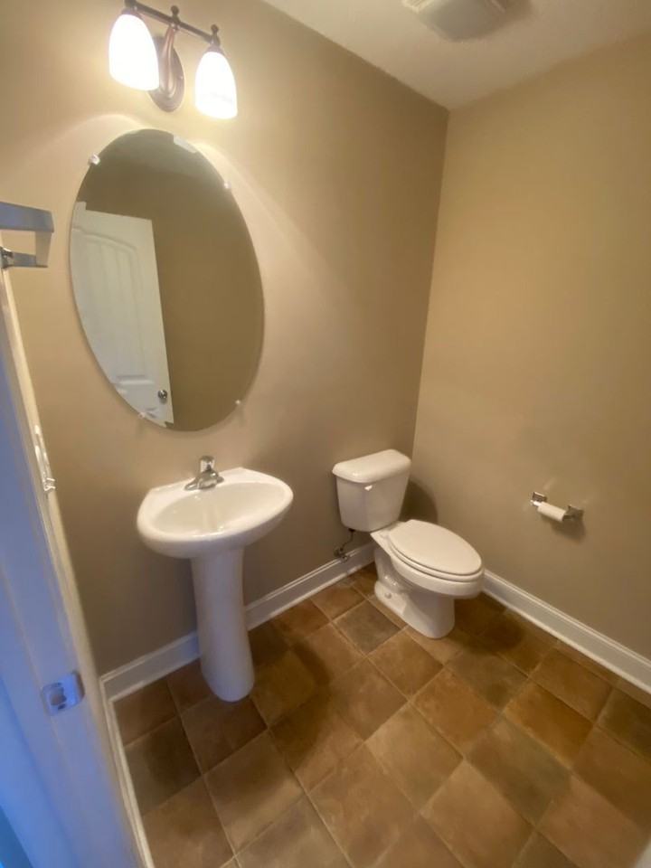 107 Powers Dr - Photo 7 of 16