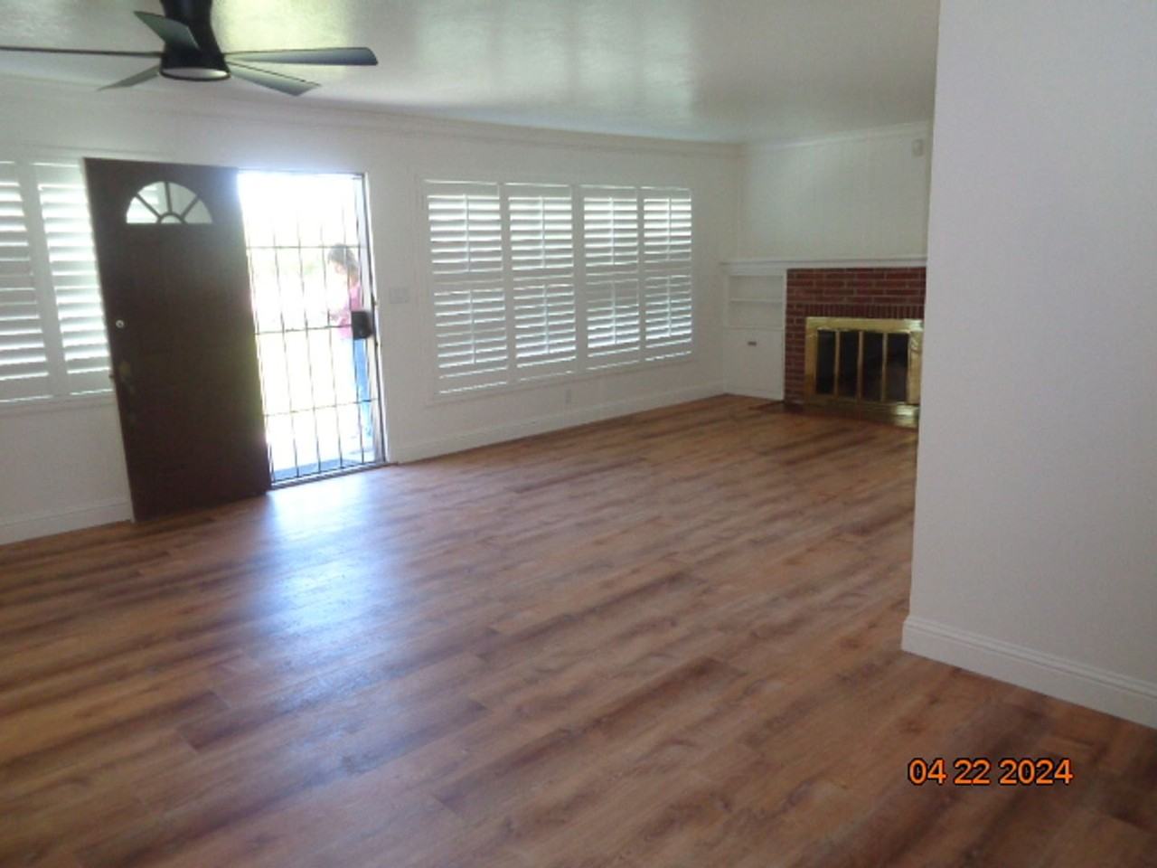 7433 Robben Rd - Photo 3 of 35