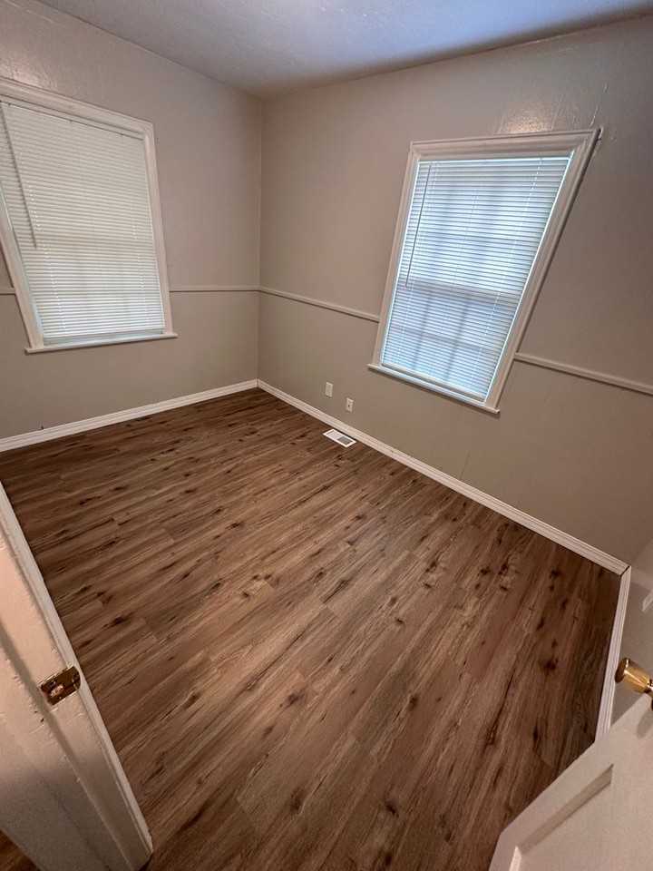 1028 N Terrace Dr - Photo 6 of 10