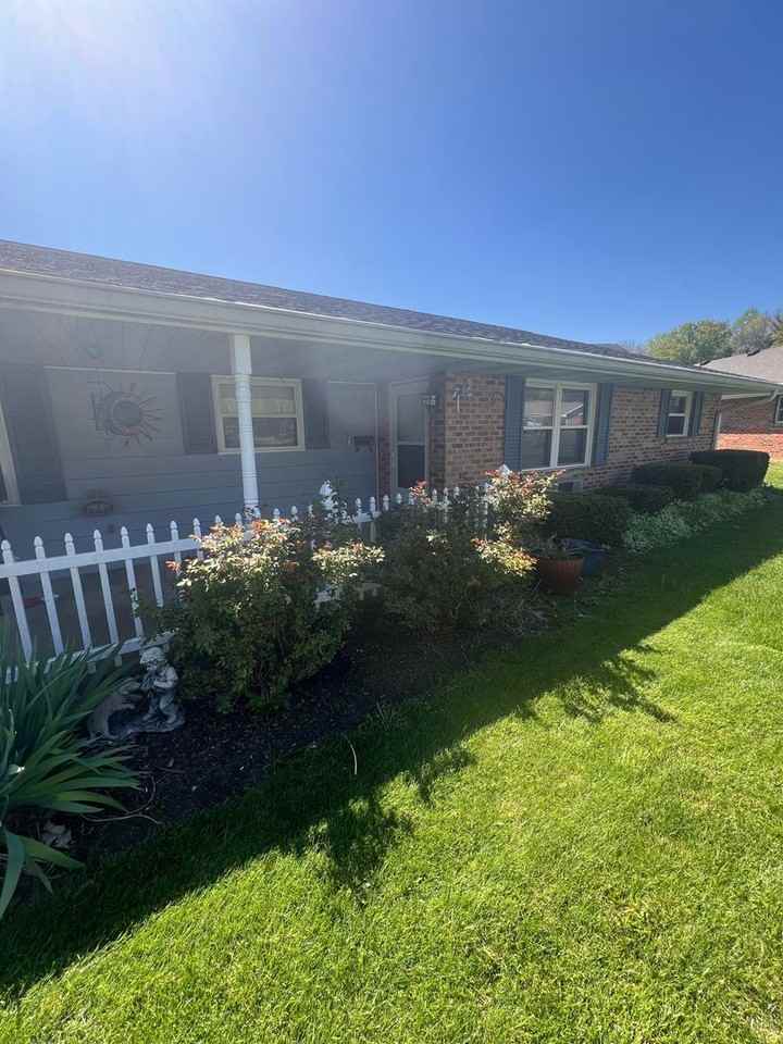 GER - 61-73 Candlewood Ct. - Photo 2 of 11