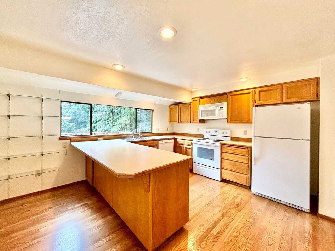 24119 Se 18th Pl - Photo 5 of 30