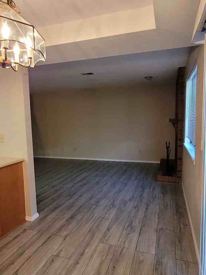 1062 S Yampa St - Photo 4 of 20