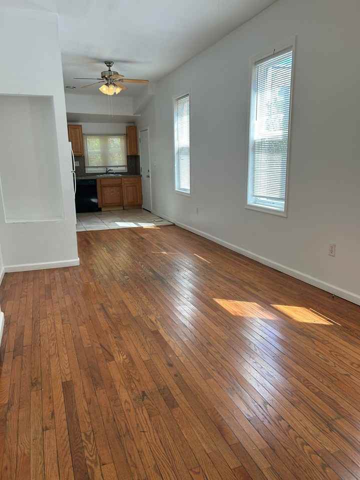 2225 N 17th St #1 - Photo 7 of 23
